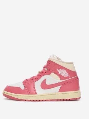 Jordan 1
'guava ice'
Womens
Brand new